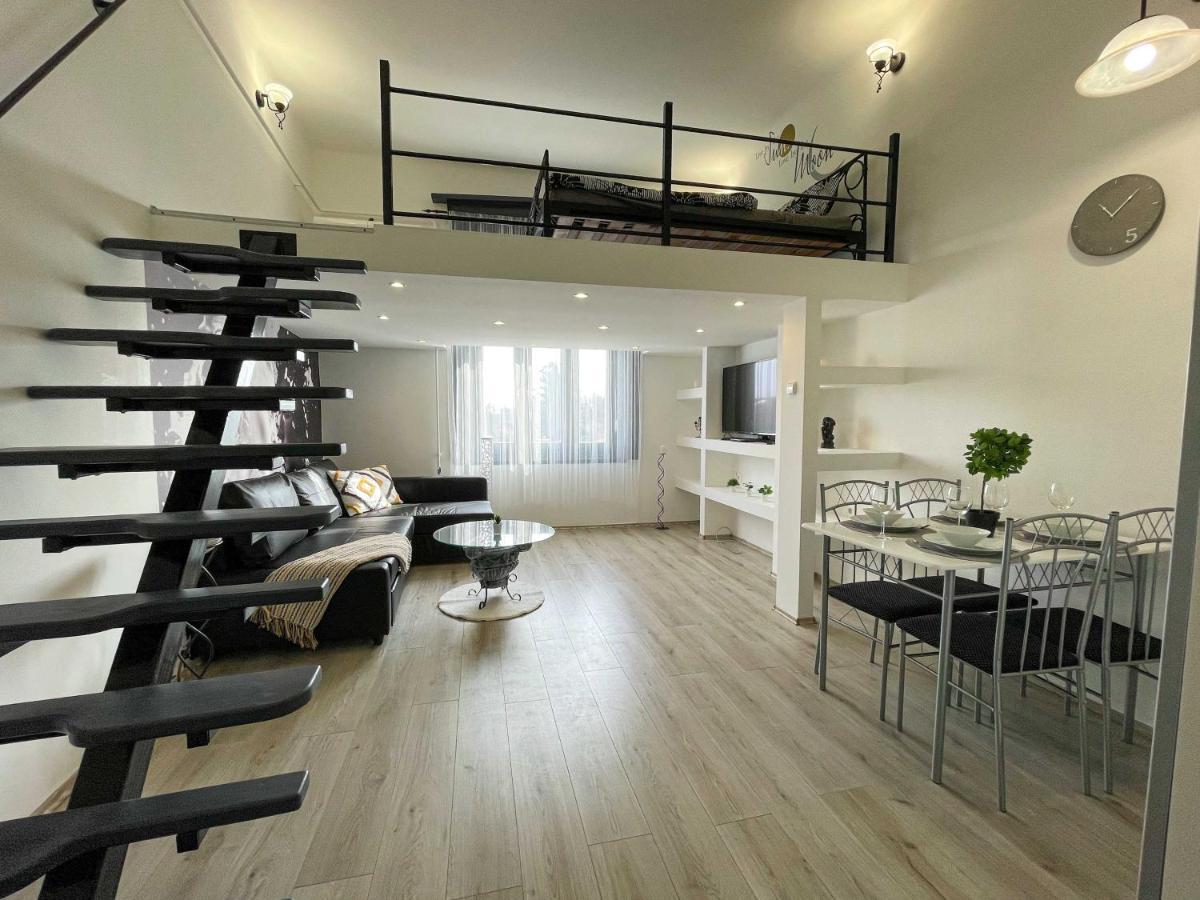Manyi Apartman 2 デブレツェン エクステリア 写真